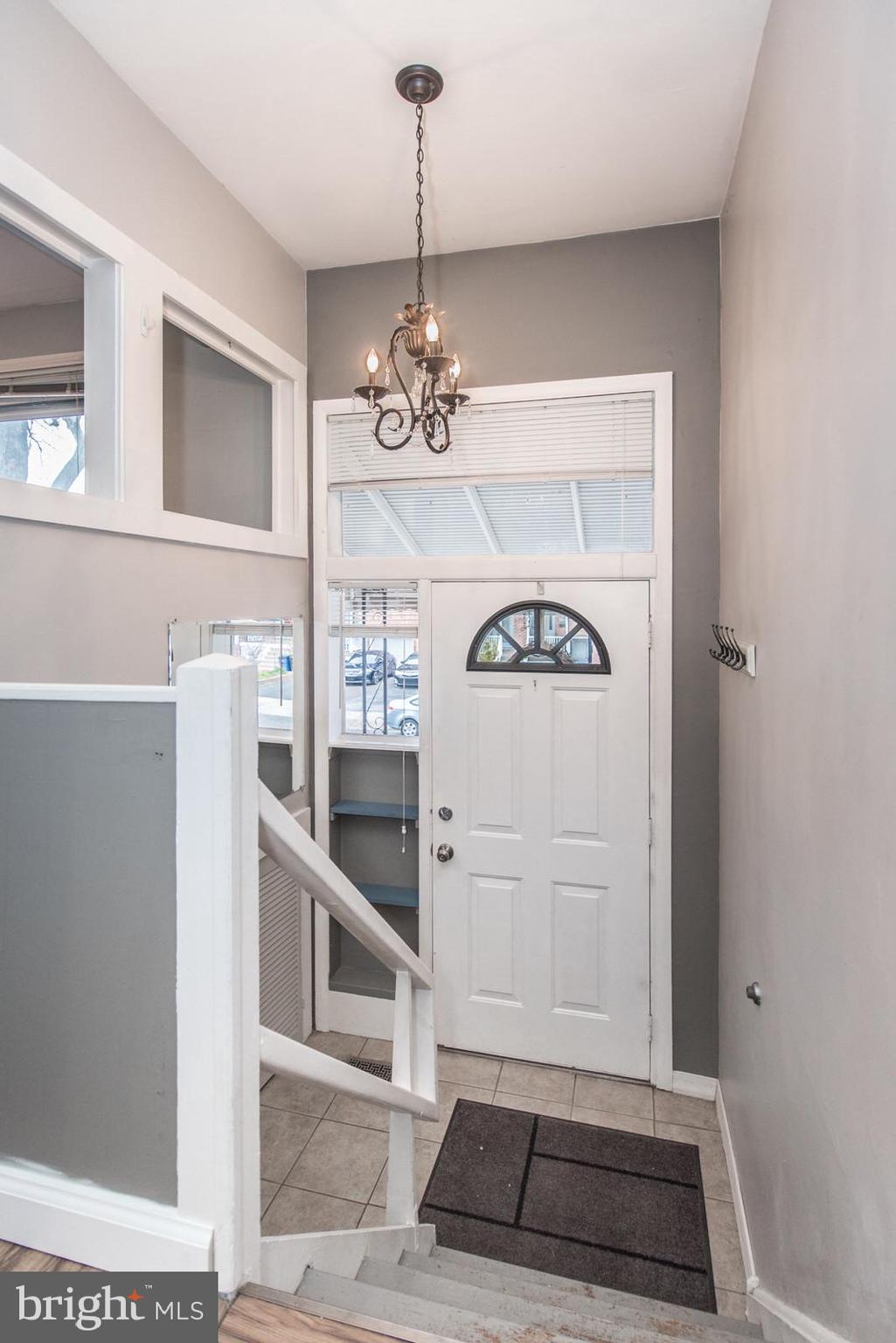 12129 Aster Road Philadelphia, PA 19154 - Photo 3 of 24