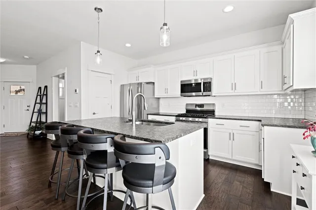 $425,000 | 21373 West 117th Terrace, Unit 22A, Olathe, KS 66061