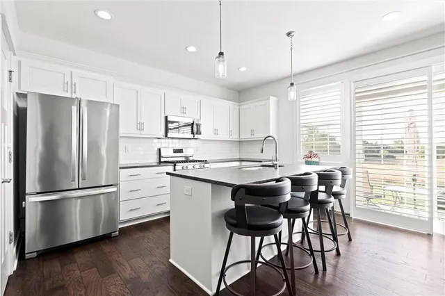 $425,000 | 21373 West 117th Terrace, Unit 22A, Olathe, KS 66061