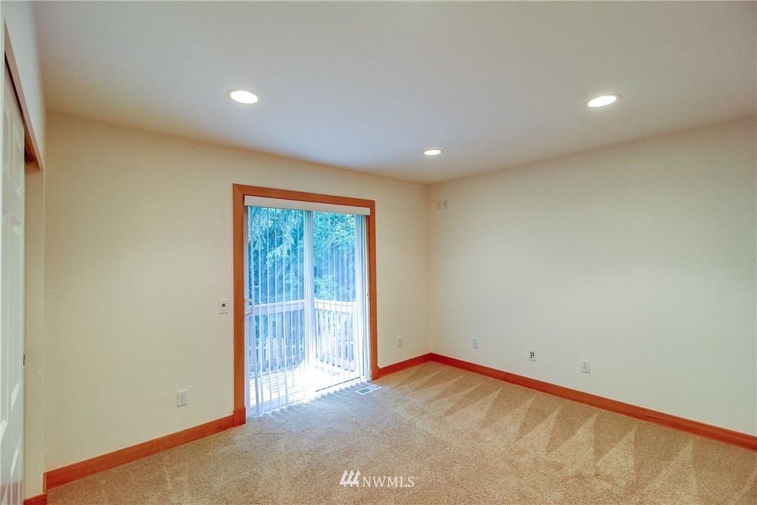 1120 185th Place Southeast Bothell, WA 98012 - Photo 12 of 25