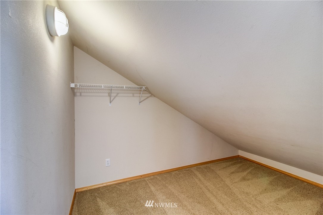 1120 185th Place Southeast Bothell, WA 98012 - Photo 17 of 25