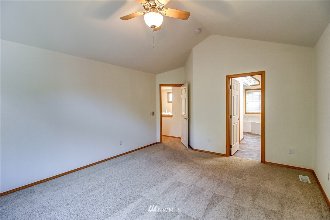 1120 185th Place Southeast Bothell, WA 98012 - Photo 19 of 25