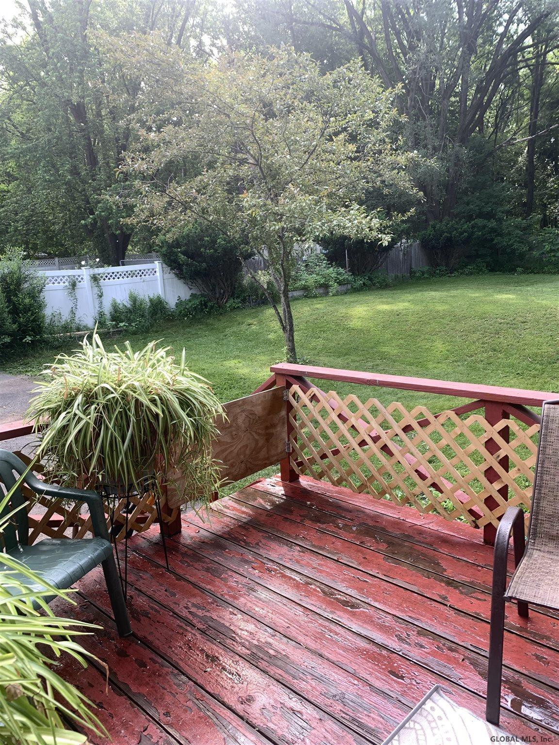 504 Chadwick Road Schenectady, NY 12304 - Photo 7 of 28 Photo 12