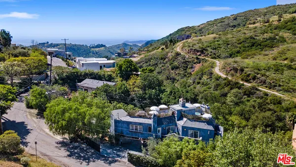 $26,000 | 2851 Seabreeze Drive, Malibu, CA 90265
