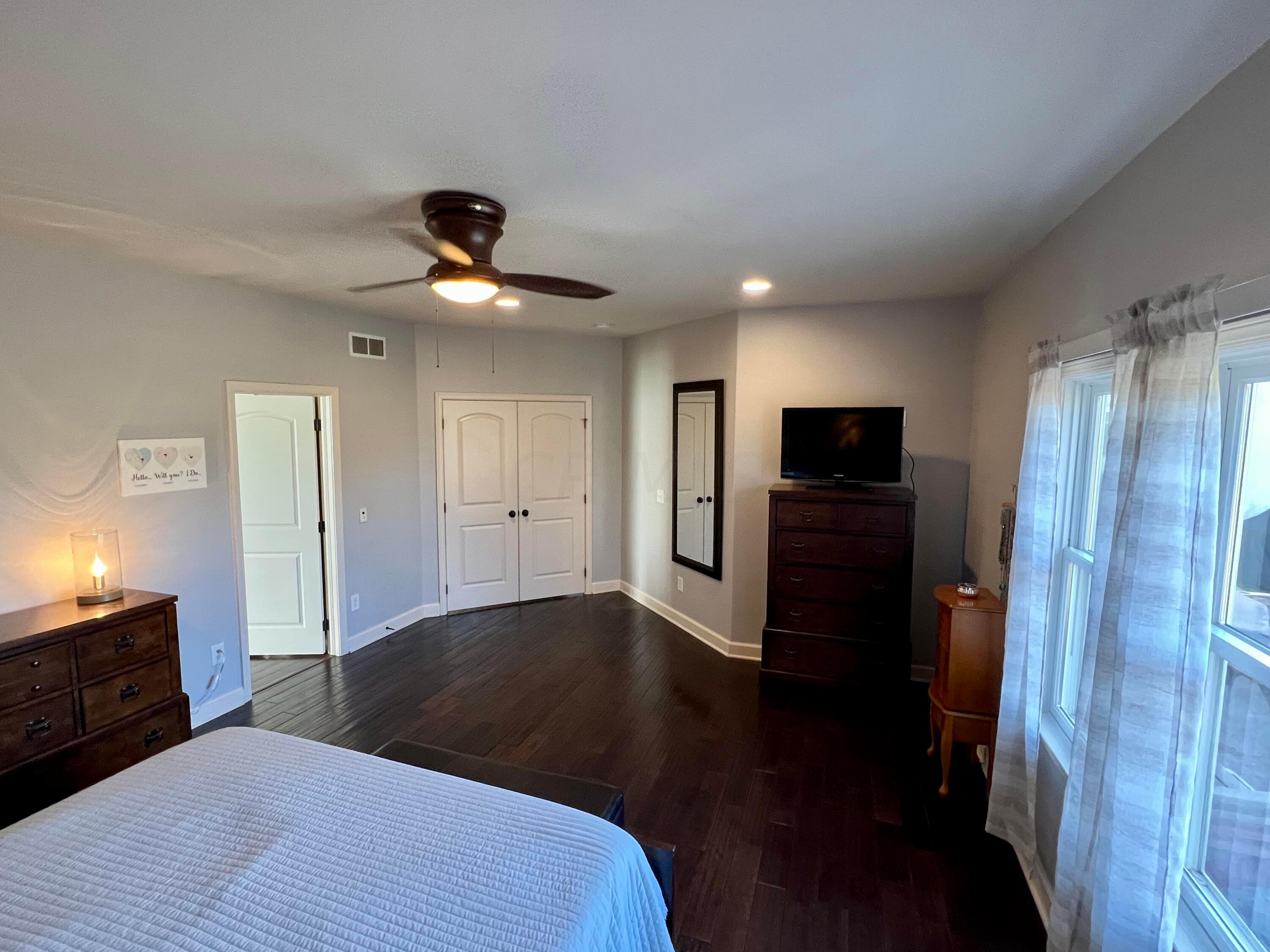 5483 South Section Line Road Delaware, OH 43015 - Photo 23 of 76 Owners suite