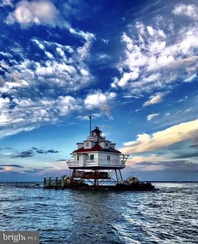 a view of a room with car parked
