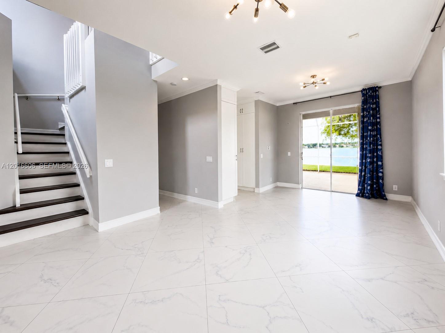 963 Falling Water Road Weston, FL 33326 - Photo 7 of 29
