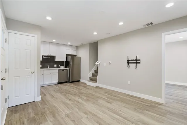 $280,000 | 935 La Posada Drive, Unit 158, Austin, TX 78752