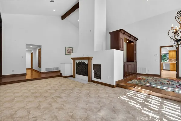 $2,100,000 | 9516 Capistrano Avenue, Chatsworth, CA 91311