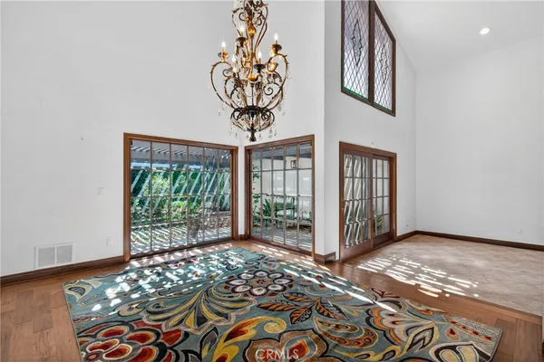 $2,100,000 | 9516 Capistrano Avenue, Chatsworth, CA 91311