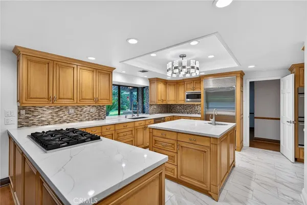 $2,100,000 | 9516 Capistrano Avenue, Chatsworth, CA 91311