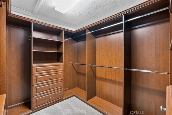 $2,100,000 | 9516 Capistrano Avenue, Chatsworth, CA 91311