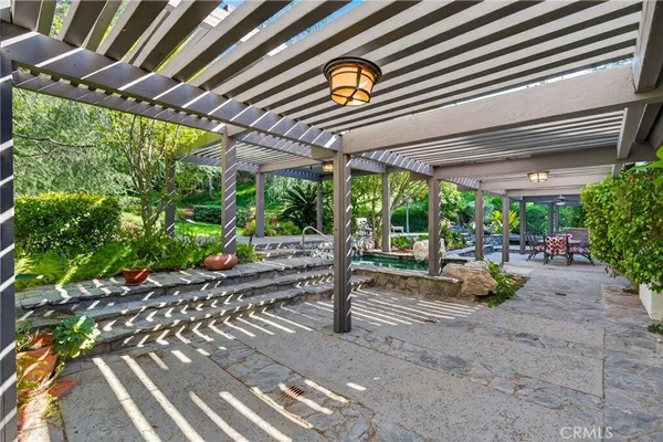 $2,100,000 | 9516 Capistrano Avenue, Chatsworth, CA 91311