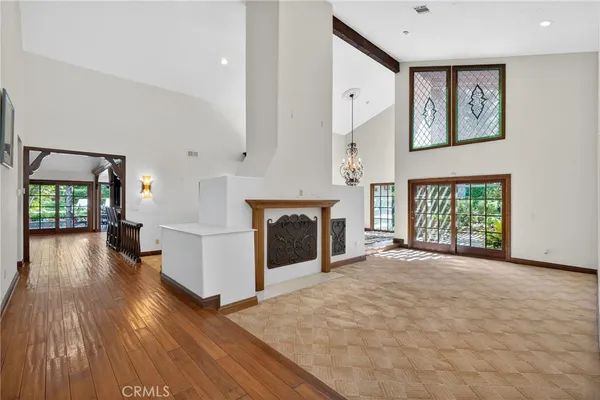 $2,100,000 | 9516 Capistrano Avenue, Chatsworth, CA 91311
