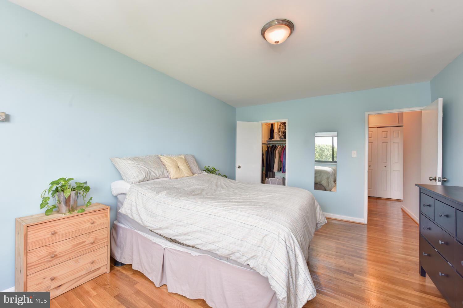 1200 South Arlington Ridge Road, Unit 702 Arlington, VA 22202 - Photo 13 of 51 Bedroom