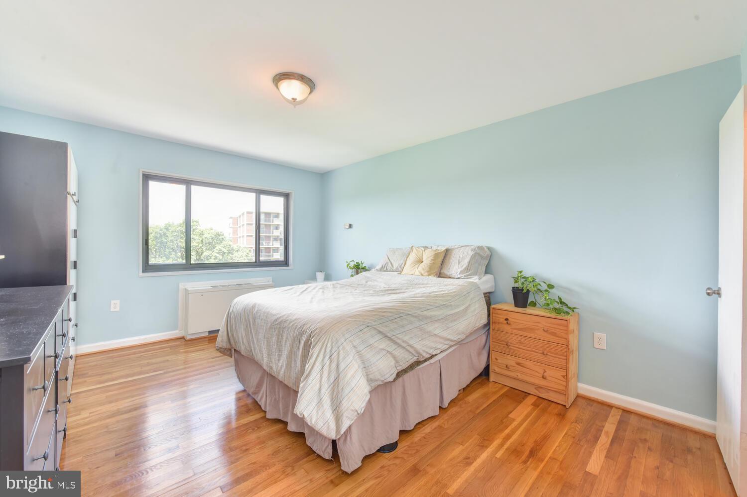 1200 South Arlington Ridge Road, Unit 702 Arlington, VA 22202 - Photo 10 of 51 Bedroom