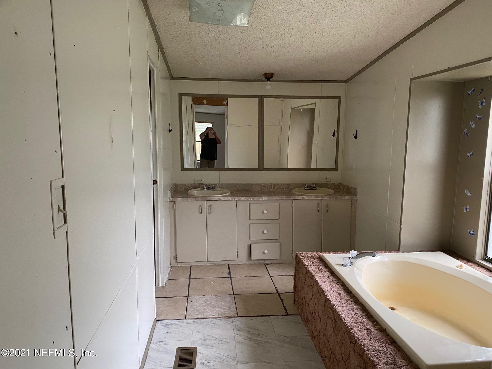 389 Bird Road Jacksonville, FL 32218 - Photo 14 of 18 IMG_1945