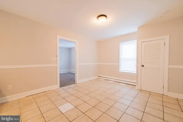$2,500 | 319 Maurice Street, Millville, NJ 08332