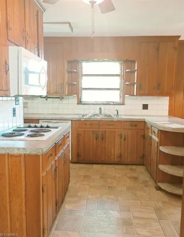 $245,000 | 626 Willowbrook Lane, Winston-Salem, NC 27104