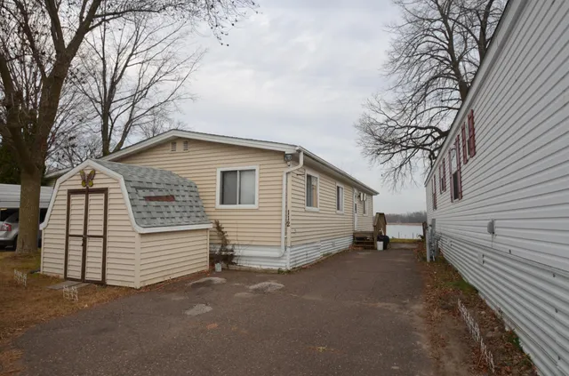 $100,600 | 13100 318th Street, Unit 112, Lindstrom, MN 55045