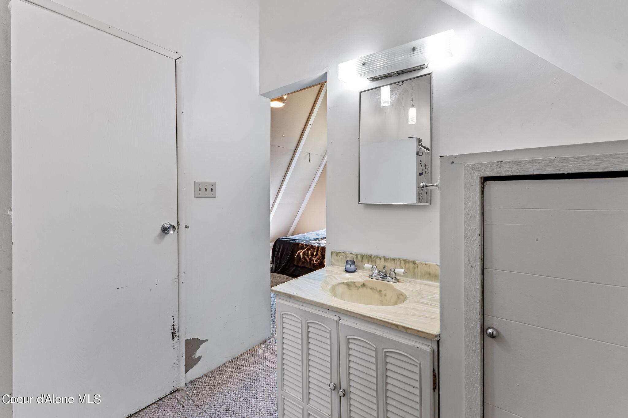 3897 Upper Gold Creek Road Sandpoint, ID 83864 - Photo 22 of 36 19_F3002313