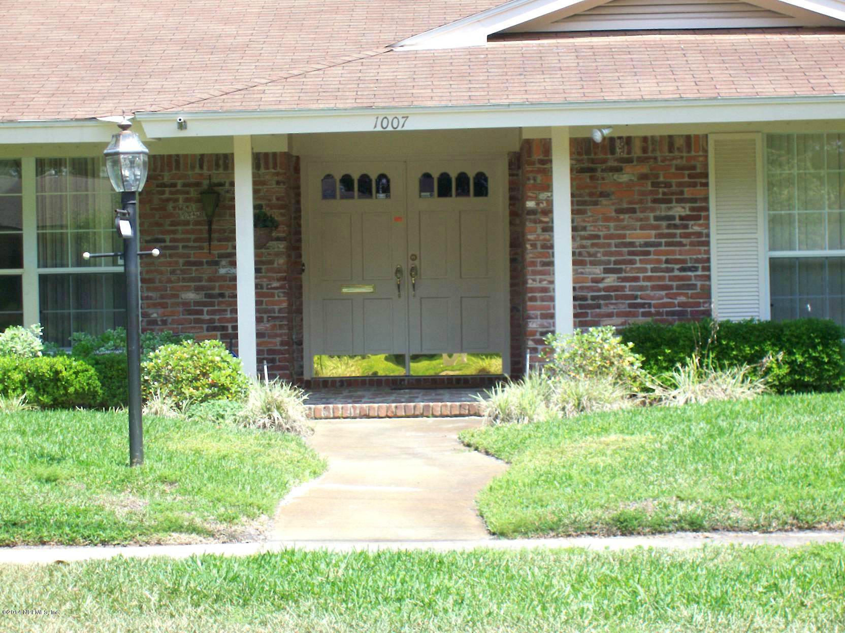 1007 Bimini Road Jacksonville, FL 32216 - Photo 3 of 24 Front Porch