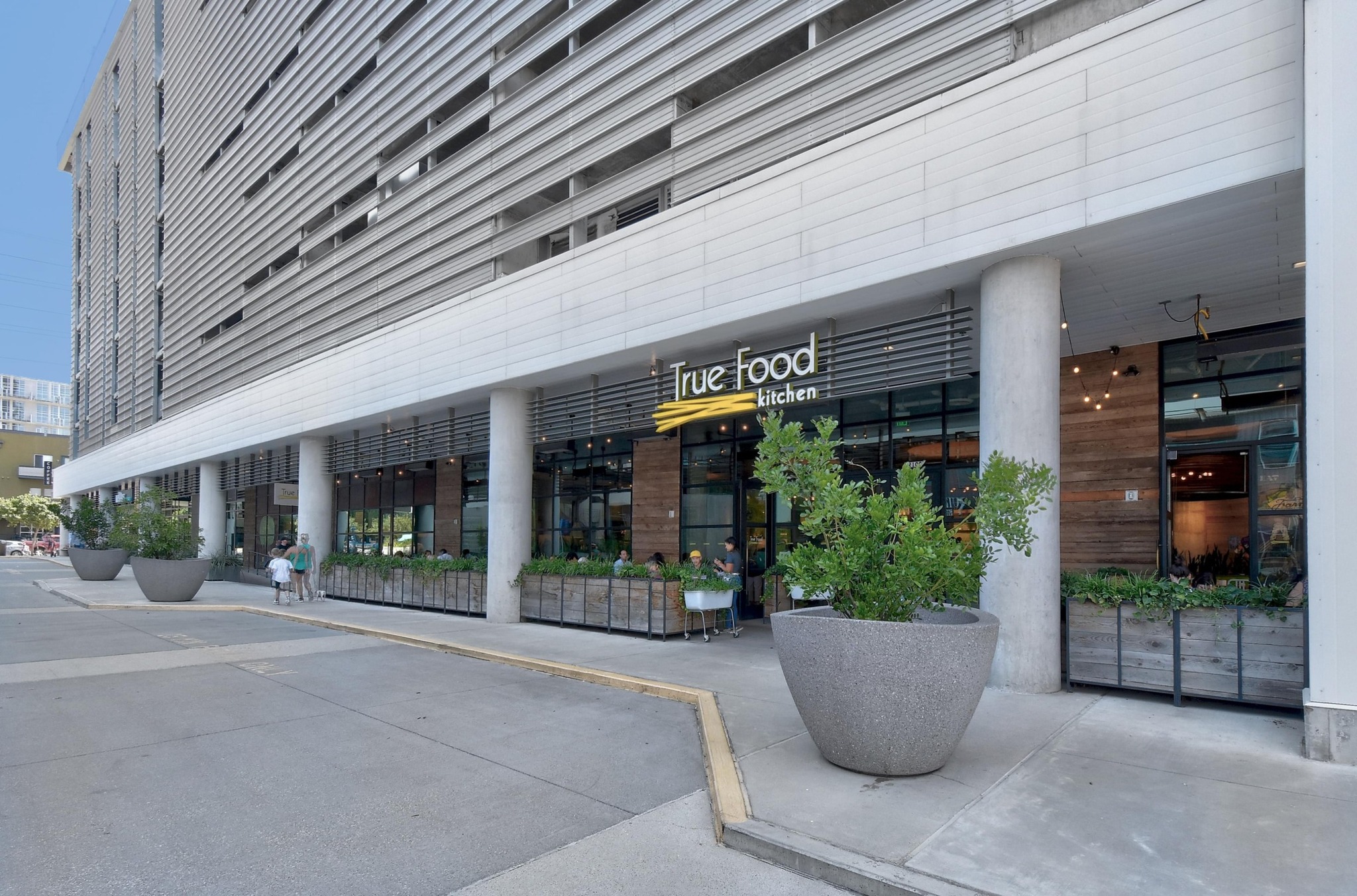 300 Bowie Street, Unit 2902 Austin, TX 78703 - Photo 28 of 40 a view of building with potted plants