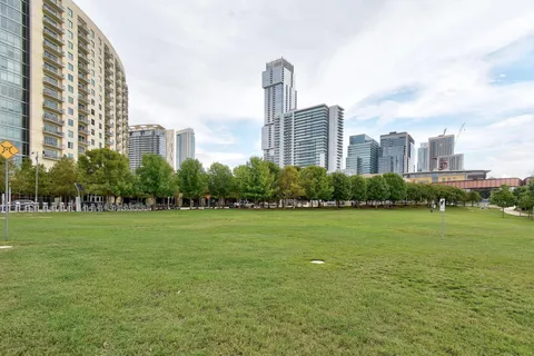 $1,300,000 | 300 Bowie Street, Unit 2902, Austin, TX 78703