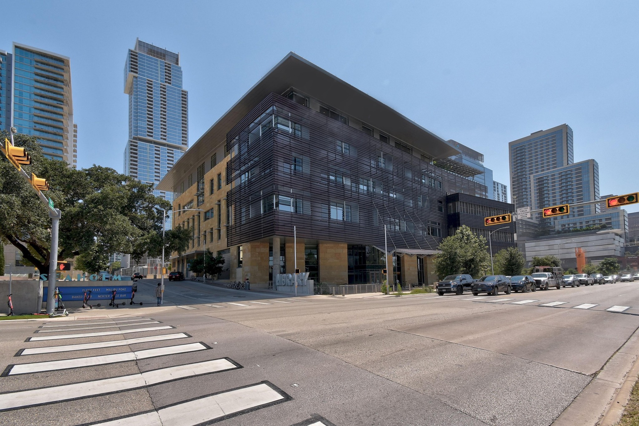 300 Bowie Street, Unit 2902 Austin, TX 78703 - Photo 39 of 40 a view of a building with a street