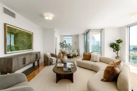 $1,300,000 | 300 Bowie Street, Unit 2902, Austin, TX 78703