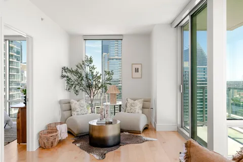 $1,300,000 | 300 Bowie Street, Unit 2902, Austin, TX 78703