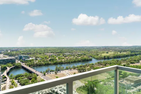 $1,300,000 | 300 Bowie Street, Unit 2902, Austin, TX 78703