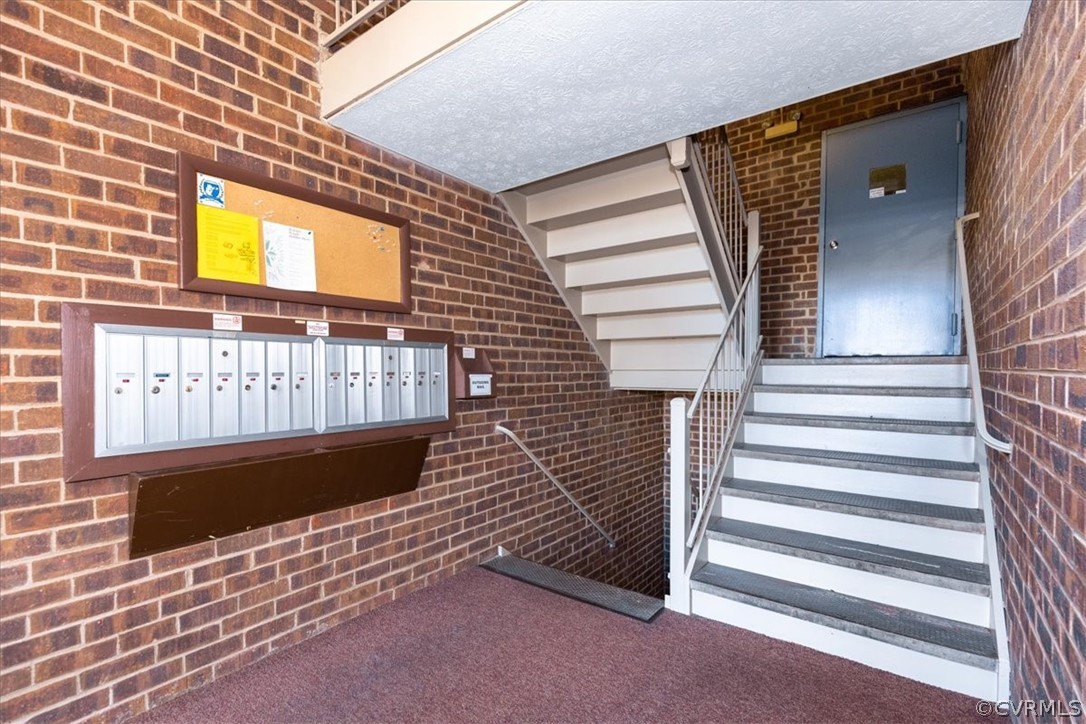 1503 Largo Road, Unit 202 Henrico, VA 23238 - Photo 2 of 26 Building Foyer/ Mail Area