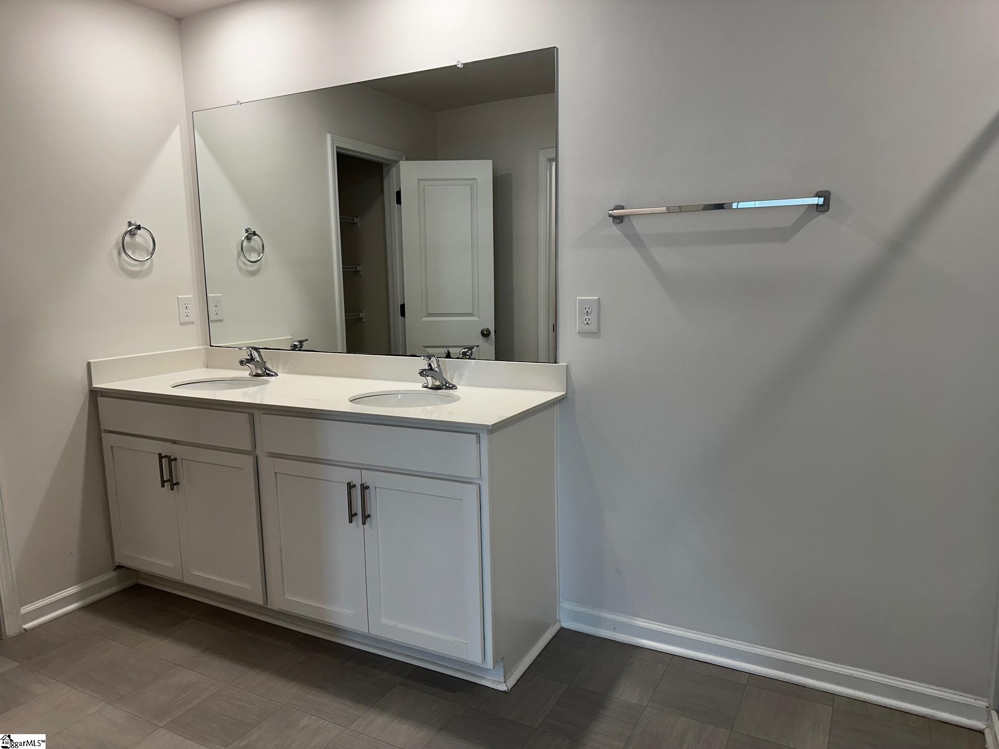 1348 Ledsham Court Greer, SC 29651 - Photo 29 of 34