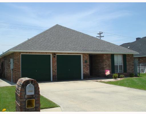 2085 Crane Ridge Biloxi, MS 39532 - Photo 1 of 8 Primary Photo