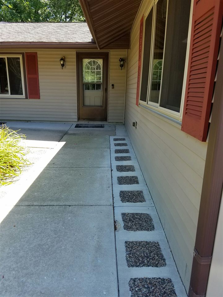 1101 East Spring Creek Road Oregon, IL 61061 - Photo 17 of 22 a view of an entryway of house