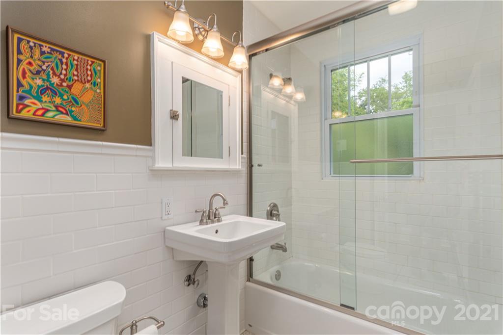 167 Edgewood Road Asheville, NC 28804 - Photo 19 of 25 Gallery Image 19