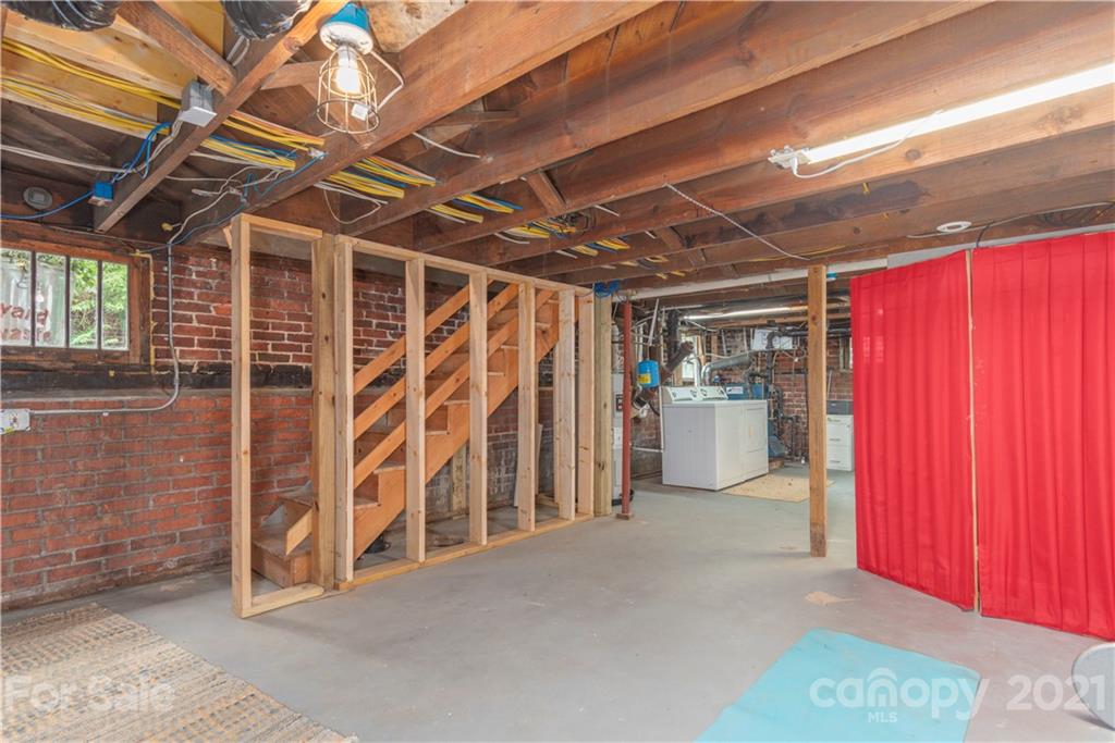 167 Edgewood Road Asheville, NC 28804 - Photo 22 of 25 Gallery Image 22