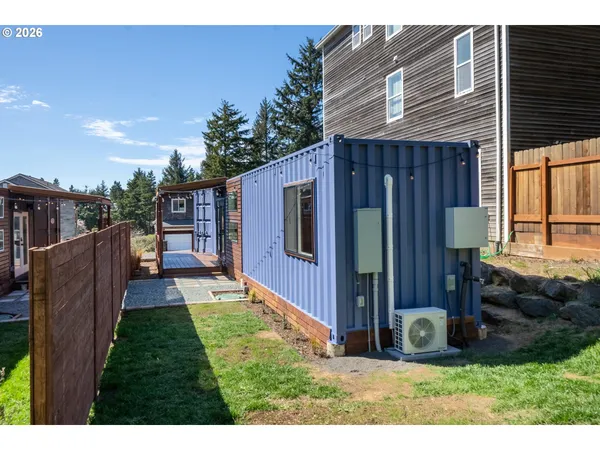 $329,000 | 339 Hillsdale Street West, Tillamook, OR 97141