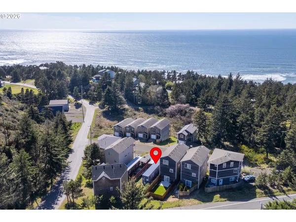 $329,000 | 339 Hillsdale Street West, Tillamook, OR 97141