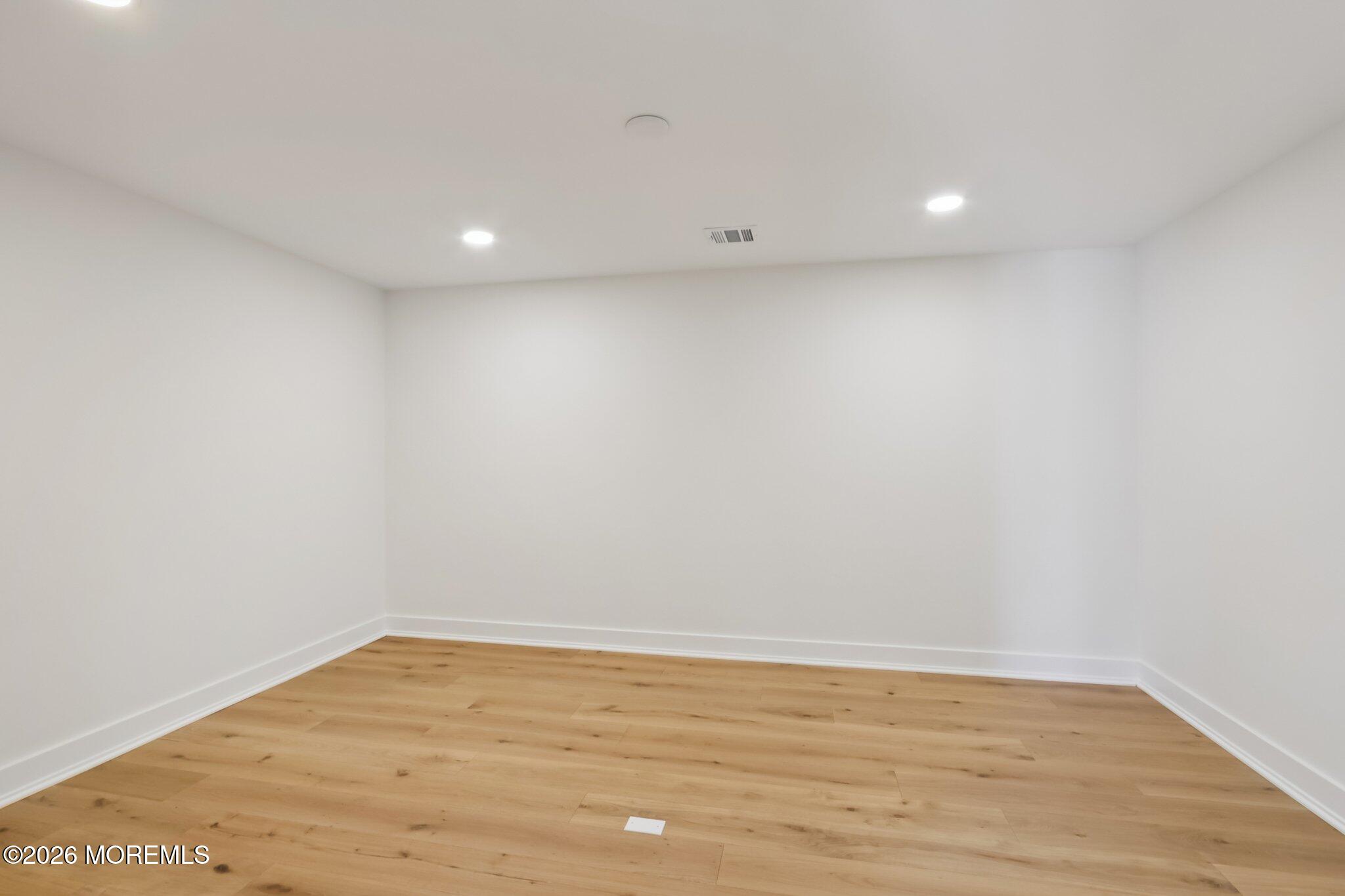 4 Fortune Court Freehold, NJ 07728 - Photo 54 of 91 57-web-or-mls-Hague Rd-S1912-057