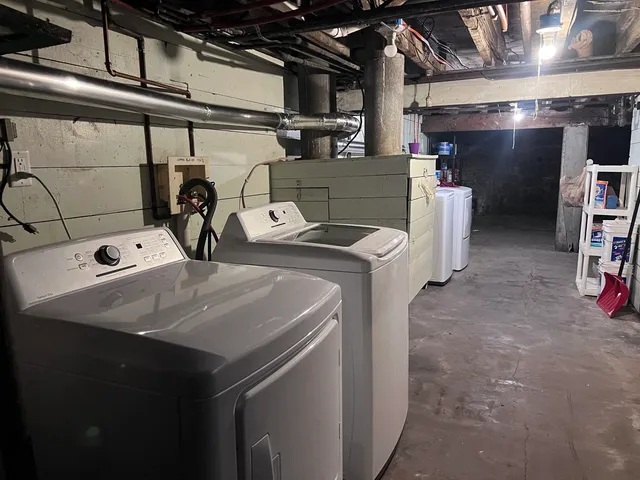 $1,000 | 1822 1/2 John Avenue, Superior, WI 54880