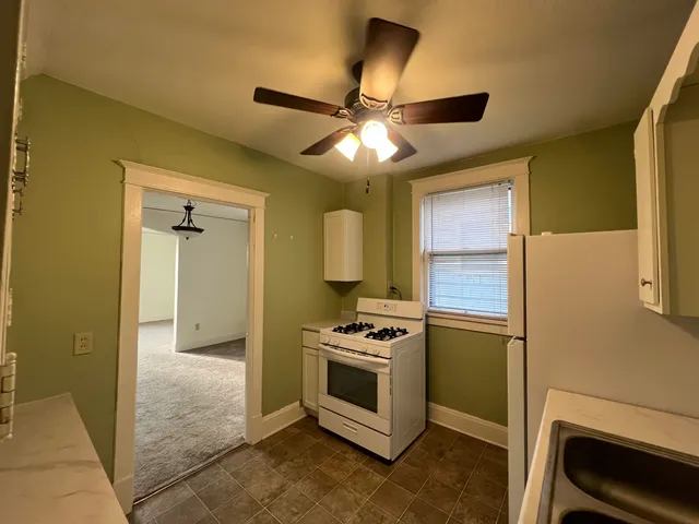 $1,000 | 1822 1/2 John Avenue, Superior, WI 54880