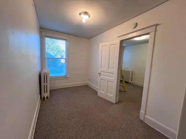 $1,000 | 1822 1/2 John Avenue, Superior, WI 54880