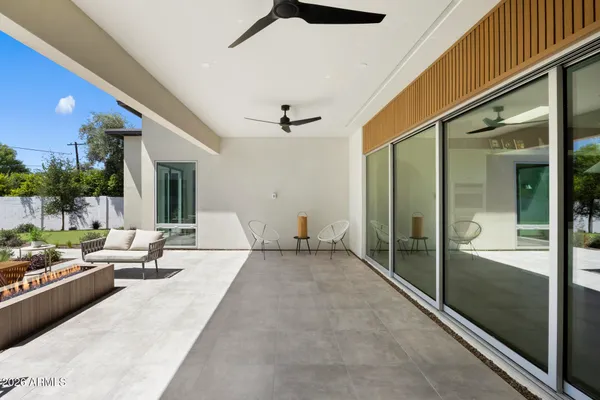 $1,895,000 | 115 East Griswold Road, Phoenix, AZ 85020