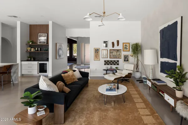 $1,895,000 | 115 East Griswold Road, Phoenix, AZ 85020