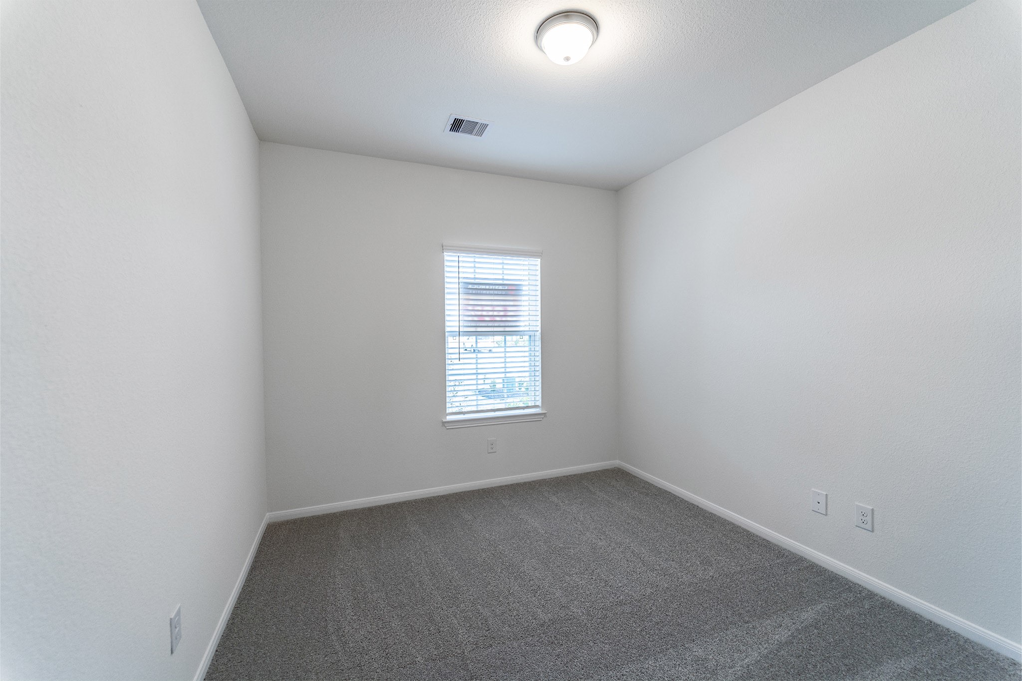 3527 Prairie Rose Trail Angleton, TX 77515 - Photo 15 of 19 an empty room with a window