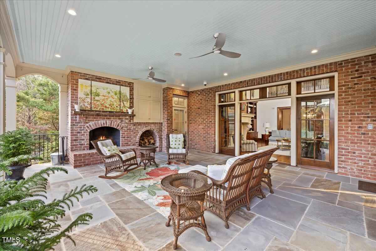 2627 Fairview Road Raleigh, NC 27608 - Photo 38 of 55 066-ISAB7904