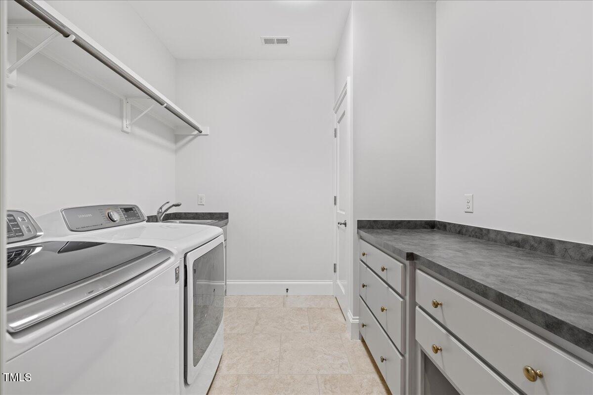 2627 Fairview Road Raleigh, NC 27608 - Photo 46 of 55 074-ISAB7934