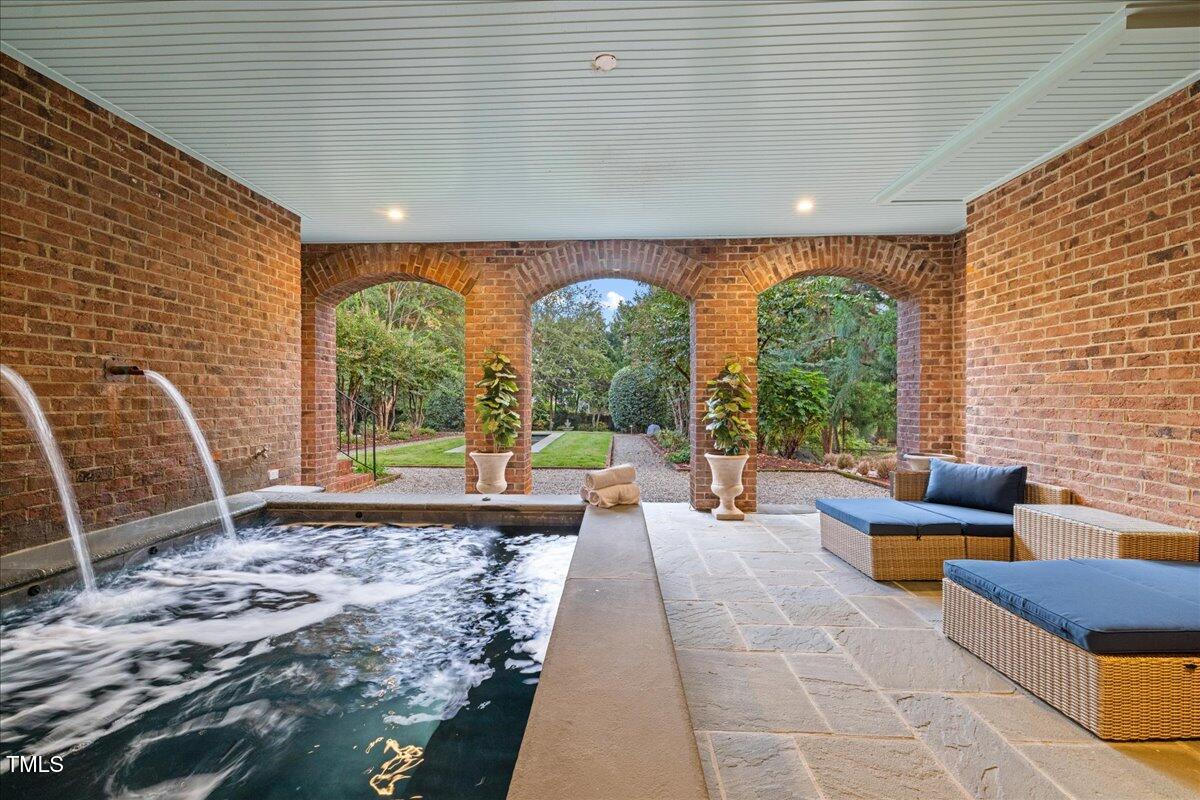 2627 Fairview Road Raleigh, NC 27608 - Photo 8 of 55 106-ISAB8063